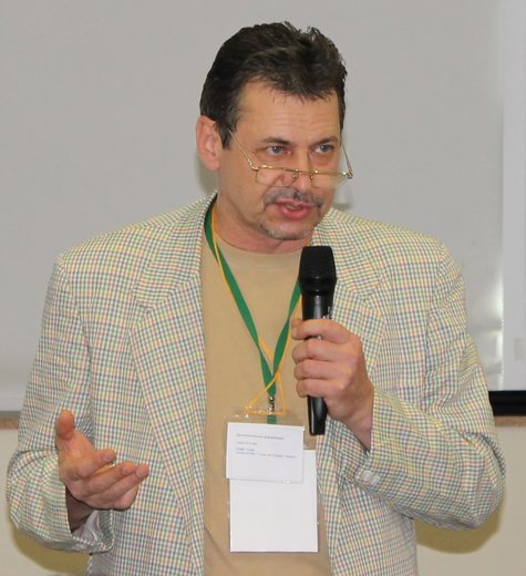 Юрий Борисович Яковлев, руководитель проекта, на конференции